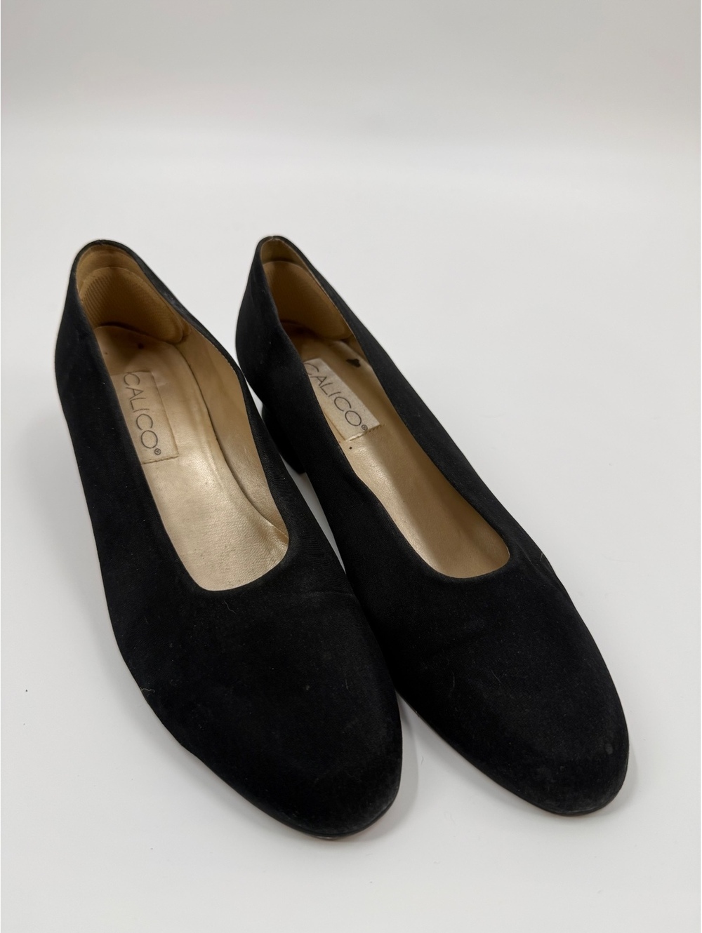 Calico Black Suede Low Heel Pumps Women’s Size 8.5M Classic Dress Shoes